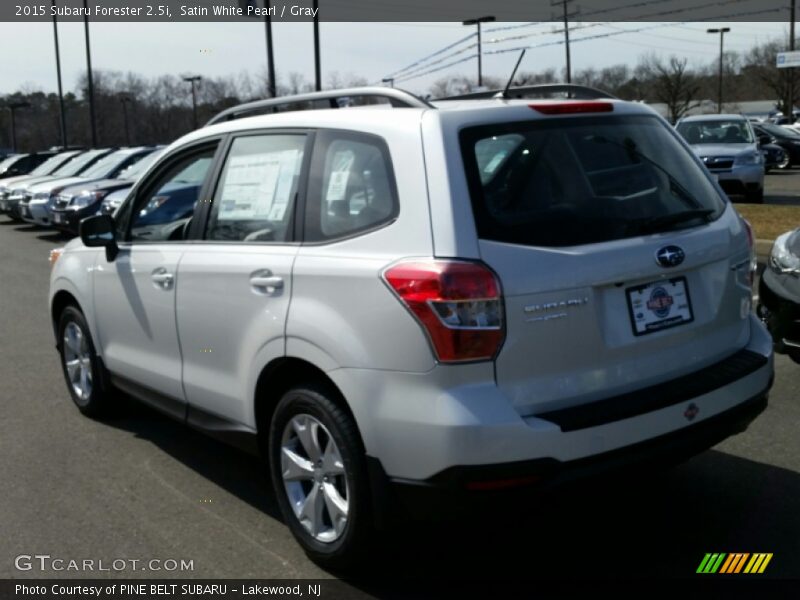 Satin White Pearl / Gray 2015 Subaru Forester 2.5i
