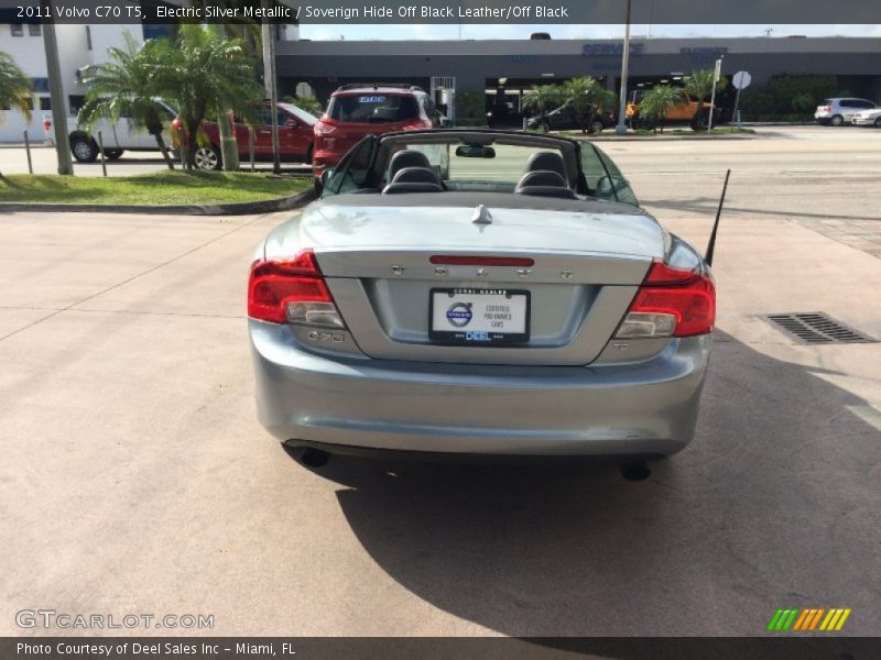 Electric Silver Metallic / Soverign Hide Off Black Leather/Off Black 2011 Volvo C70 T5