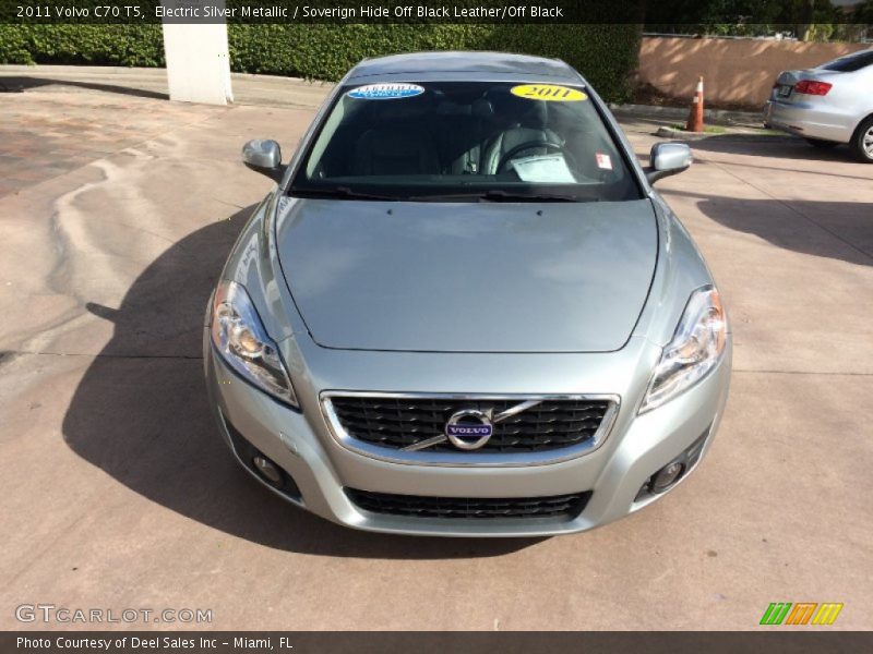 Electric Silver Metallic / Soverign Hide Off Black Leather/Off Black 2011 Volvo C70 T5