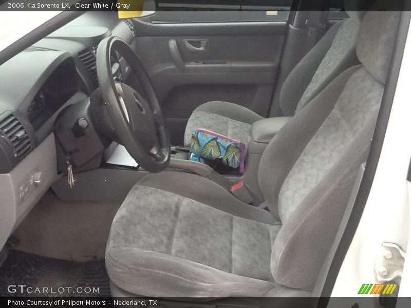Clear White / Gray 2006 Kia Sorento LX