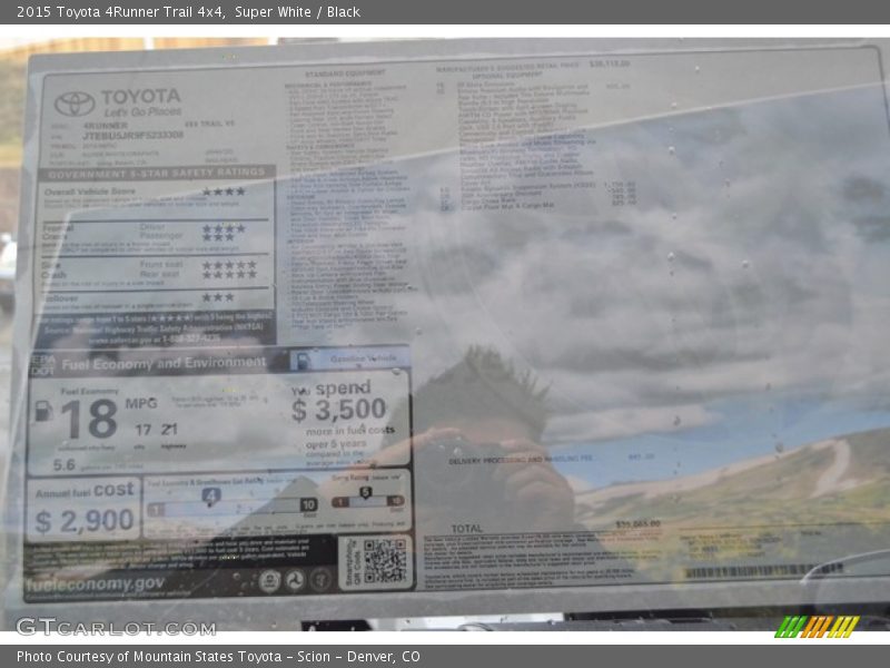 Super White / Black 2015 Toyota 4Runner Trail 4x4