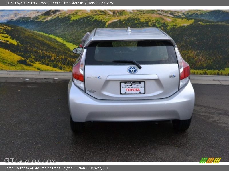Classic Silver Metallic / Dark Blue/Gray 2015 Toyota Prius c Two
