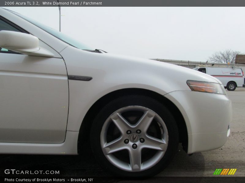 White Diamond Pearl / Parchment 2006 Acura TL 3.2