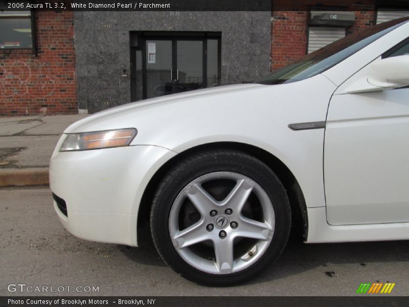 White Diamond Pearl / Parchment 2006 Acura TL 3.2