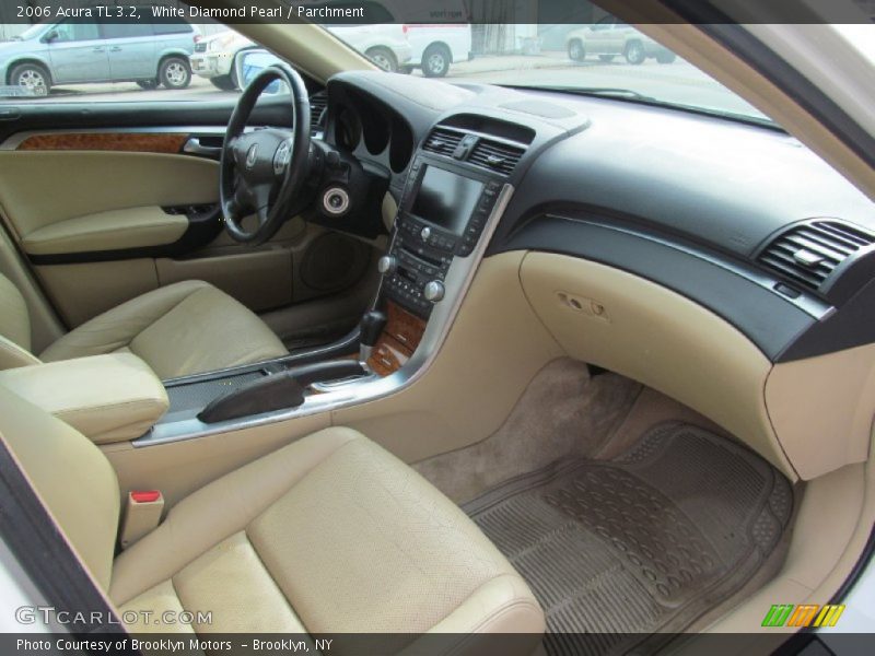 White Diamond Pearl / Parchment 2006 Acura TL 3.2