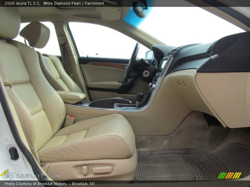 White Diamond Pearl / Parchment 2006 Acura TL 3.2