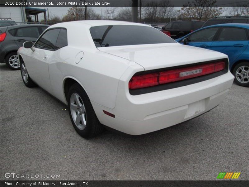 Stone White / Dark Slate Gray 2010 Dodge Challenger SE