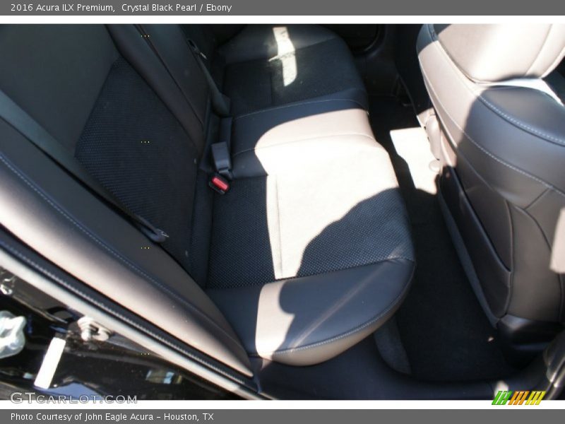 Crystal Black Pearl / Ebony 2016 Acura ILX Premium