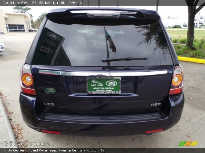 Loire Blue / Almond 2014 Land Rover LR2 HSE 4x4