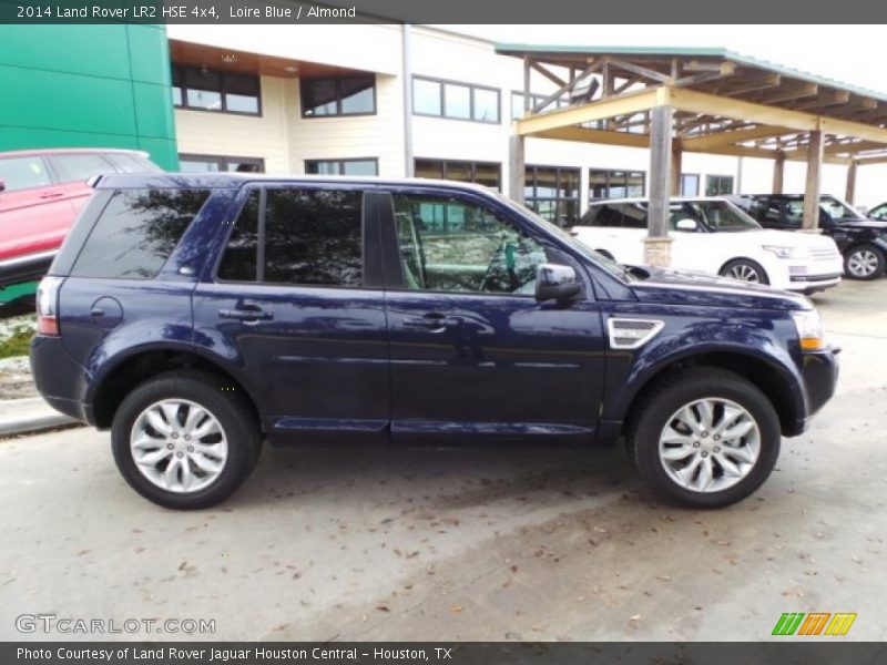 Loire Blue / Almond 2014 Land Rover LR2 HSE 4x4
