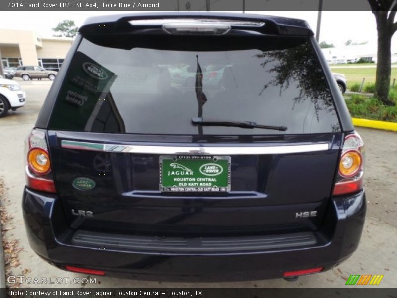 Loire Blue / Almond 2014 Land Rover LR2 HSE 4x4