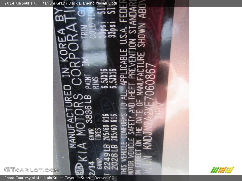 Titanium Gray / Black Diamond Woven Cloth 2014 Kia Soul 1.6