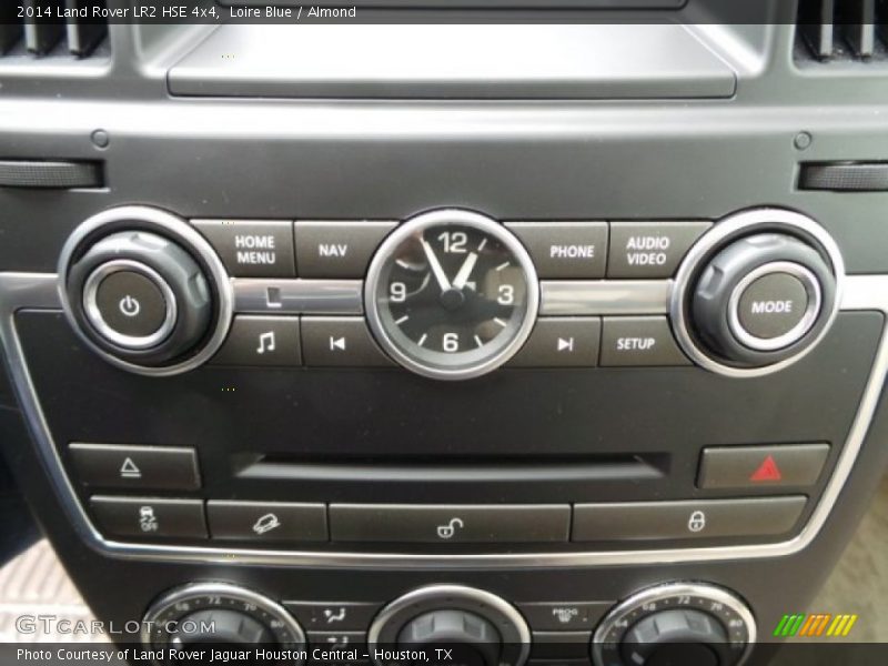 Loire Blue / Almond 2014 Land Rover LR2 HSE 4x4