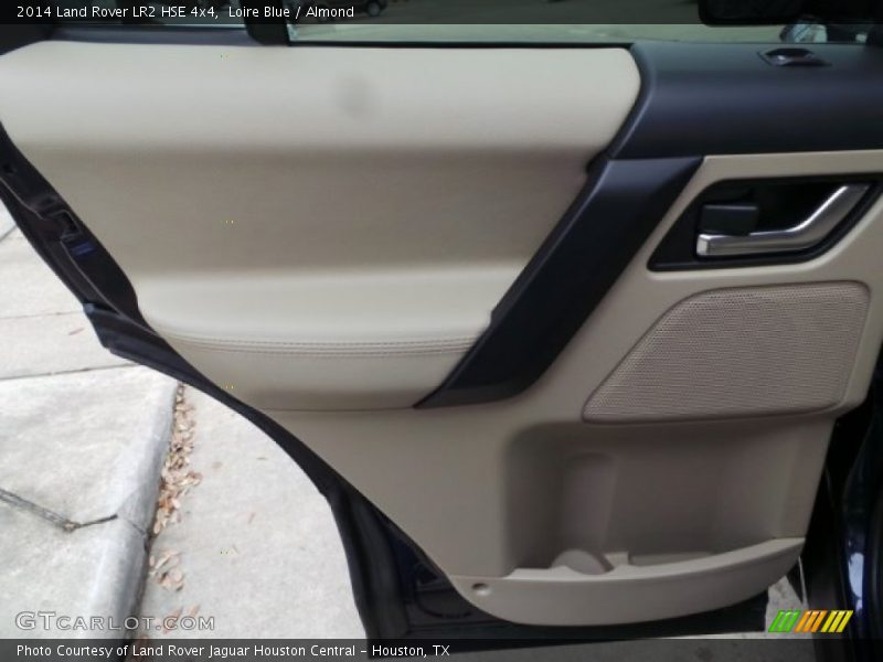 Loire Blue / Almond 2014 Land Rover LR2 HSE 4x4