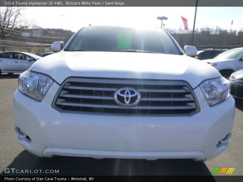 Blizzard White Pearl / Sand Beige 2010 Toyota Highlander SE 4WD
