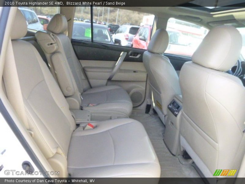 Blizzard White Pearl / Sand Beige 2010 Toyota Highlander SE 4WD