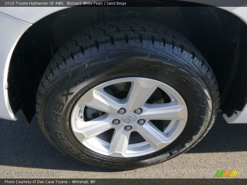 Blizzard White Pearl / Sand Beige 2010 Toyota Highlander SE 4WD