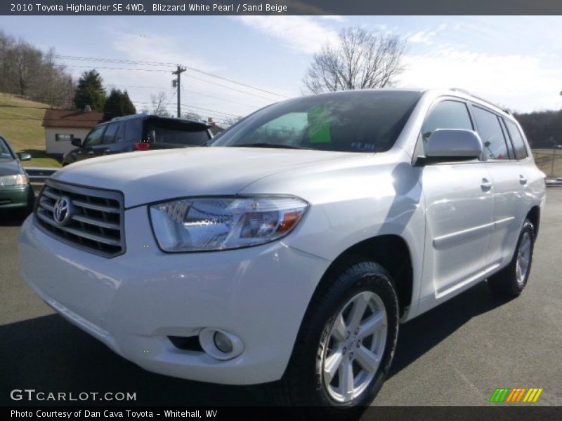 Blizzard White Pearl / Sand Beige 2010 Toyota Highlander SE 4WD