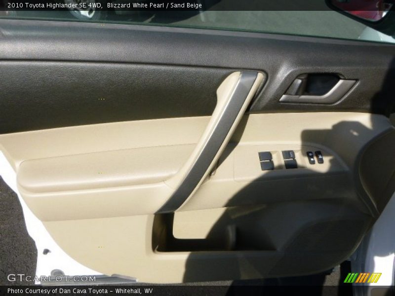 Blizzard White Pearl / Sand Beige 2010 Toyota Highlander SE 4WD