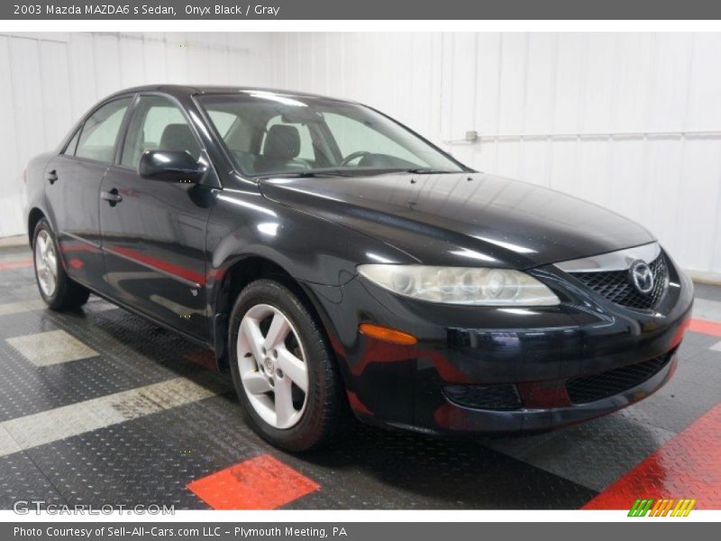 Front 3/4 View of 2003 MAZDA6 s Sedan
