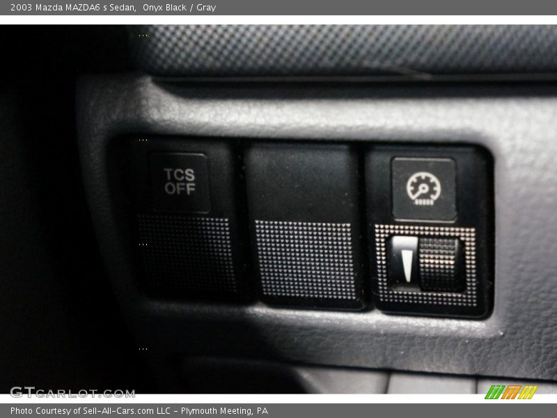 Onyx Black / Gray 2003 Mazda MAZDA6 s Sedan