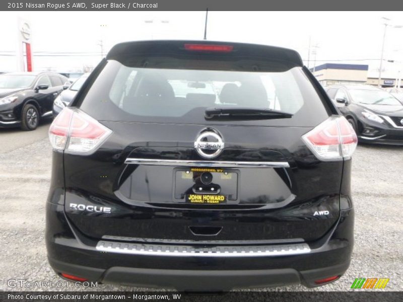 Super Black / Charcoal 2015 Nissan Rogue S AWD