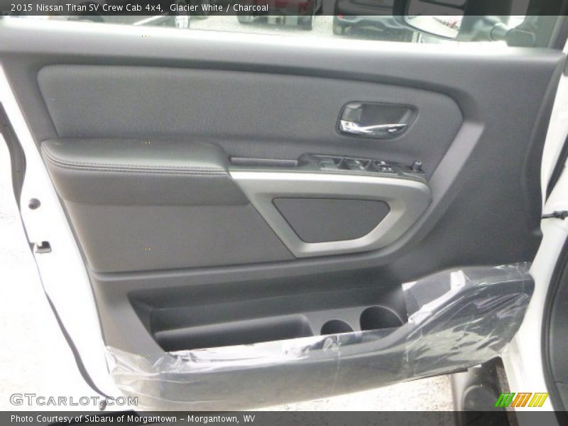 Door Panel of 2015 Titan SV Crew Cab 4x4
