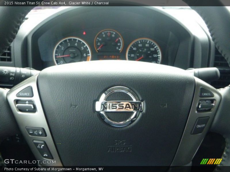 Controls of 2015 Titan SV Crew Cab 4x4