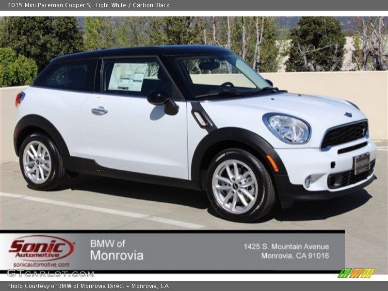 Light White / Carbon Black 2015 Mini Paceman Cooper S