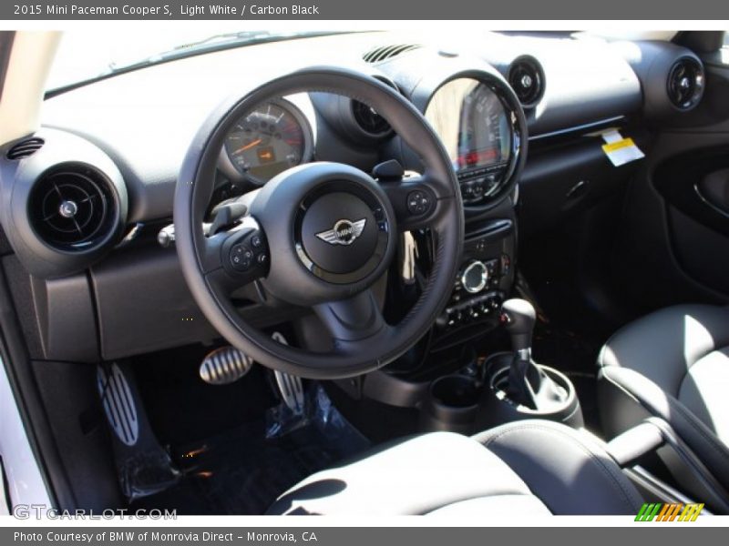 Light White / Carbon Black 2015 Mini Paceman Cooper S