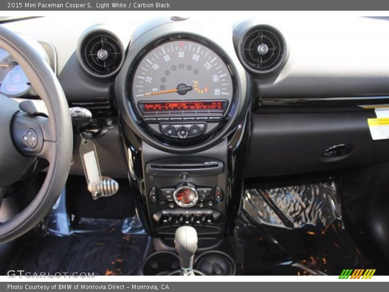 Light White / Carbon Black 2015 Mini Paceman Cooper S