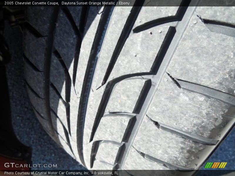Daytona Sunset Orange Metallic / Ebony 2005 Chevrolet Corvette Coupe