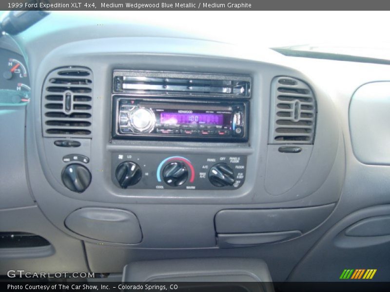 Medium Wedgewood Blue Metallic / Medium Graphite 1999 Ford Expedition XLT 4x4