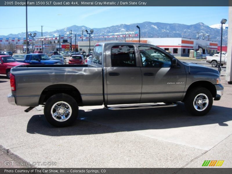 Mineral Gray Metallic / Dark Slate Gray 2005 Dodge Ram 1500 SLT Quad Cab 4x4