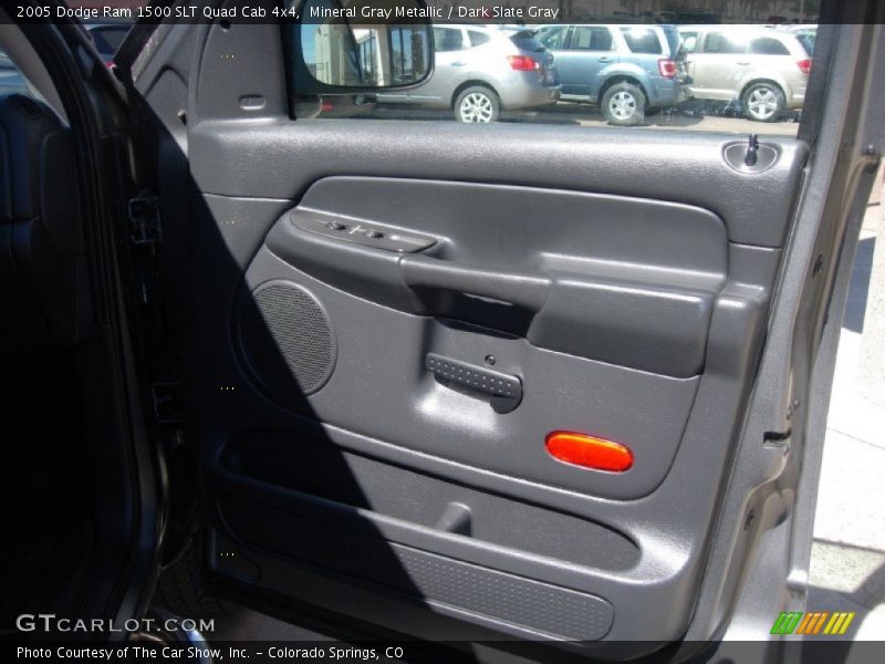 Mineral Gray Metallic / Dark Slate Gray 2005 Dodge Ram 1500 SLT Quad Cab 4x4