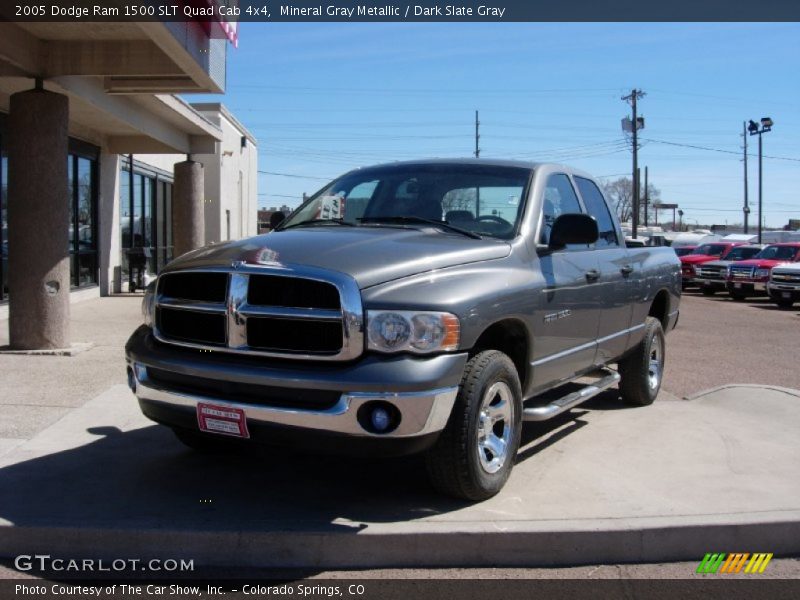 Mineral Gray Metallic / Dark Slate Gray 2005 Dodge Ram 1500 SLT Quad Cab 4x4