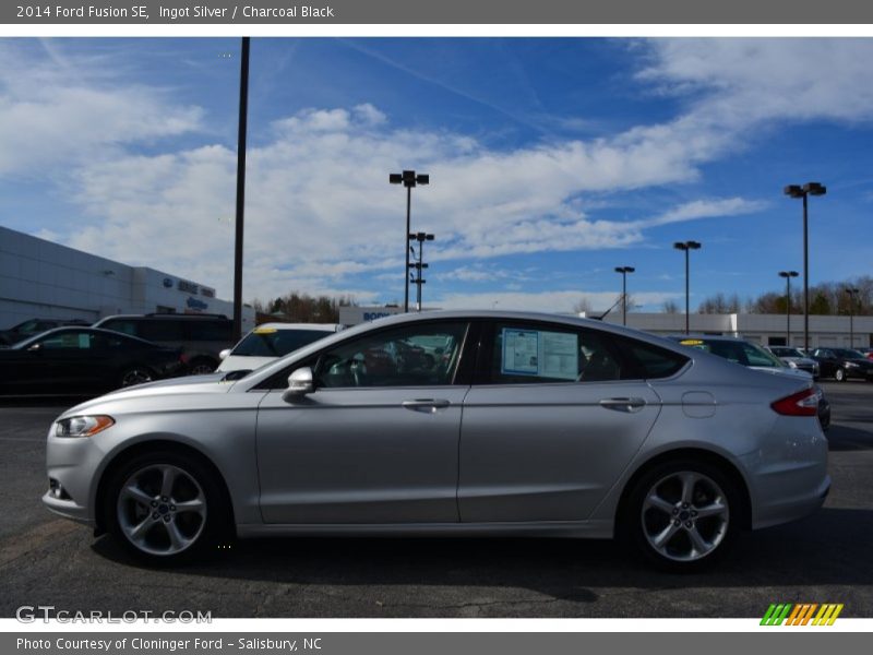 Ingot Silver / Charcoal Black 2014 Ford Fusion SE