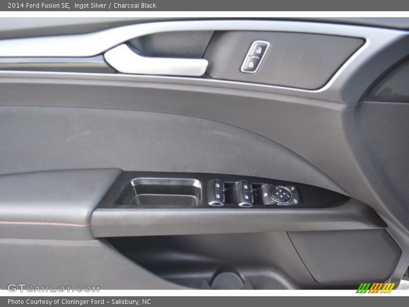 Ingot Silver / Charcoal Black 2014 Ford Fusion SE