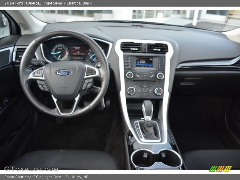 Ingot Silver / Charcoal Black 2014 Ford Fusion SE