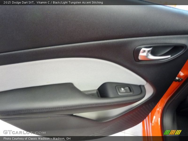 Vitamin C / Black/Light Tungsten Accent Stitching 2015 Dodge Dart SXT