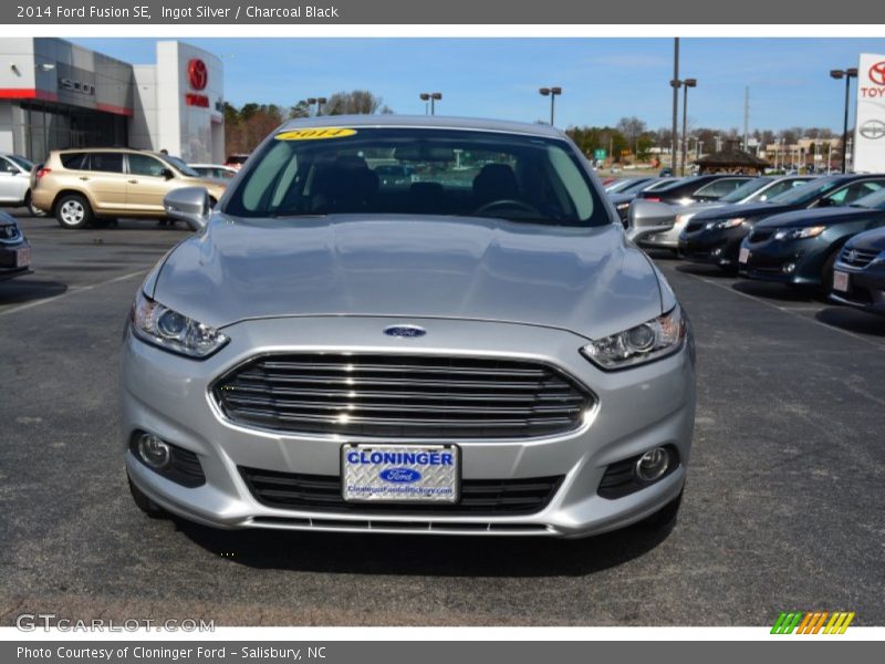Ingot Silver / Charcoal Black 2014 Ford Fusion SE