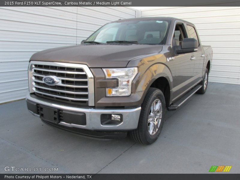 Front 3/4 View of 2015 F150 XLT SuperCrew