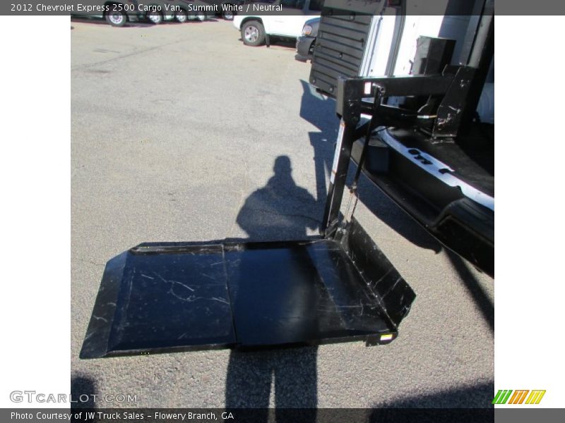 Summit White / Neutral 2012 Chevrolet Express 2500 Cargo Van