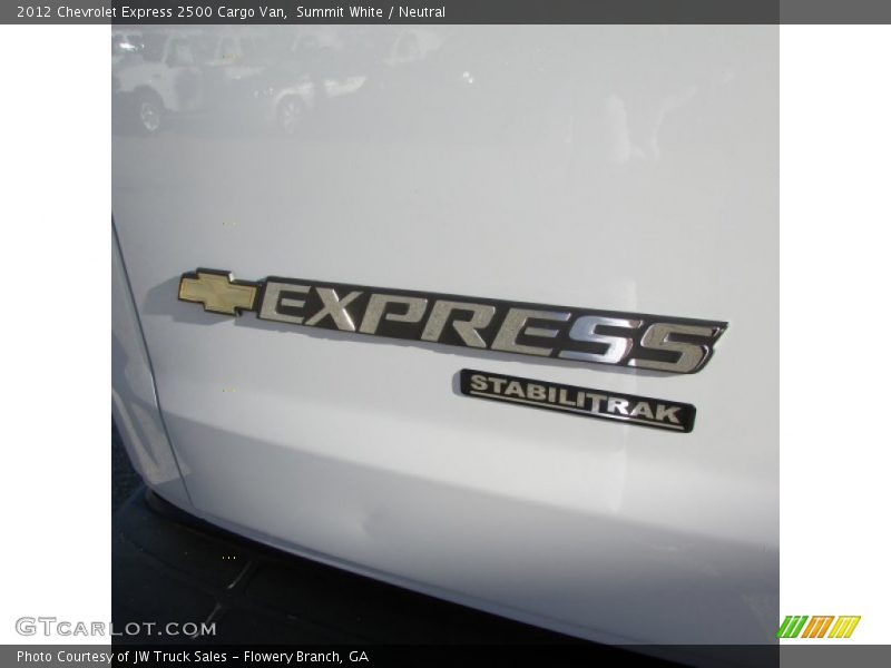 Summit White / Neutral 2012 Chevrolet Express 2500 Cargo Van