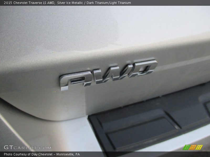 Silver Ice Metallic / Dark Titanium/Light Titanium 2015 Chevrolet Traverse LS AWD