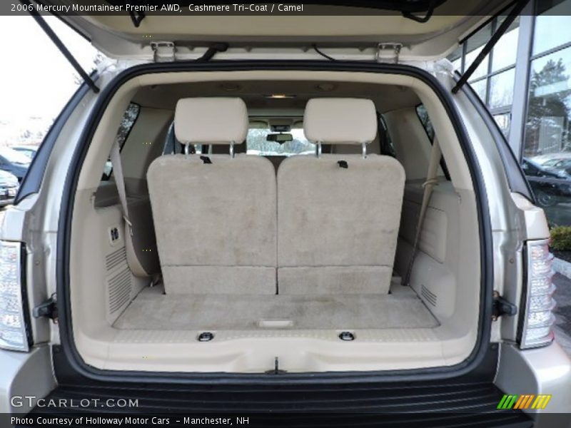 Cashmere Tri-Coat / Camel 2006 Mercury Mountaineer Premier AWD