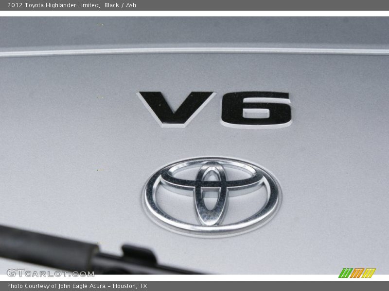 Black / Ash 2012 Toyota Highlander Limited