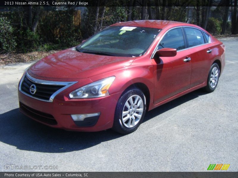 Cayenne Red / Beige 2013 Nissan Altima 2.5 S