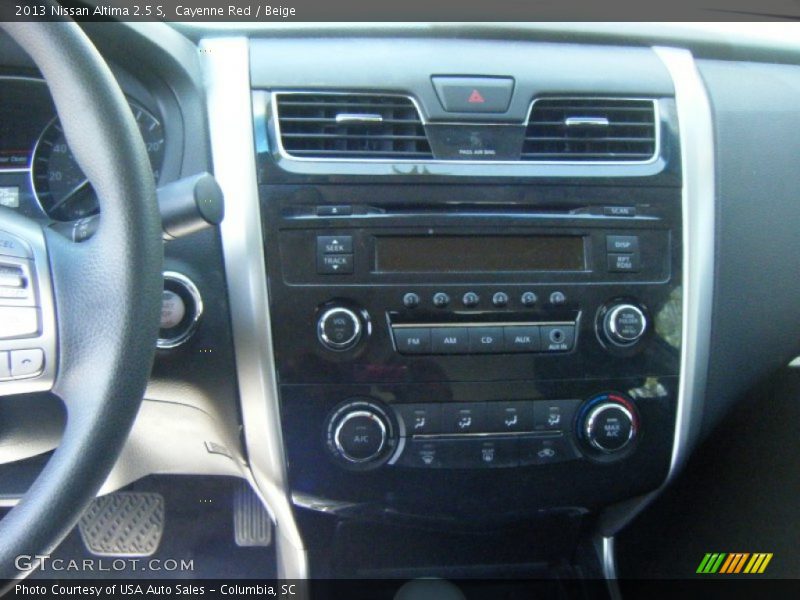 Cayenne Red / Beige 2013 Nissan Altima 2.5 S