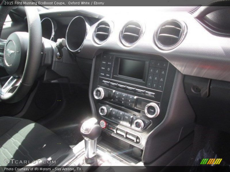 Oxford White / Ebony 2015 Ford Mustang EcoBoost Coupe